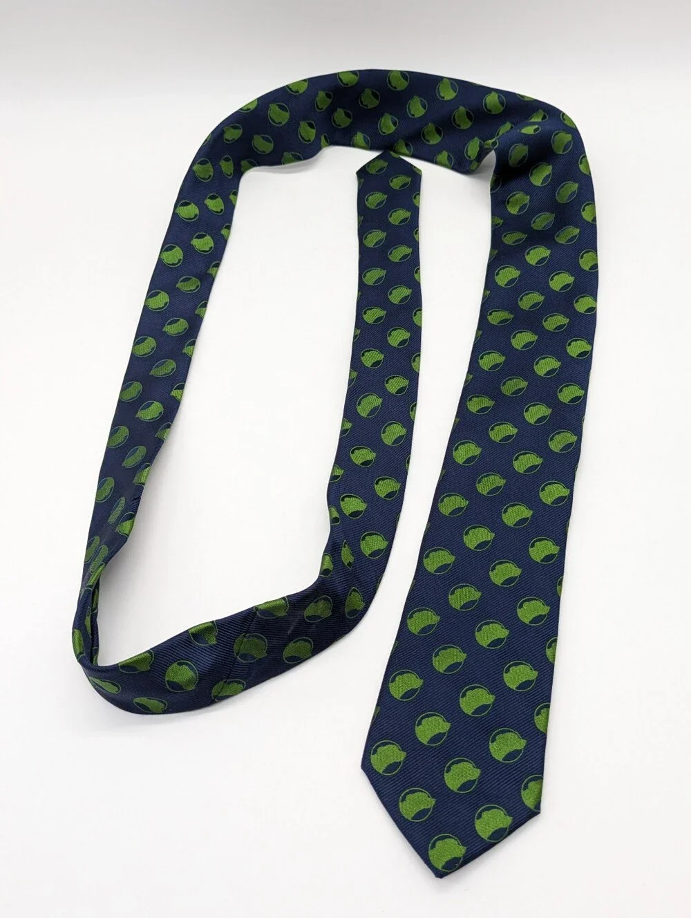 John Bartlett Statements Slim Blue Green Dog Silhouette Silk Men's Neck Tie